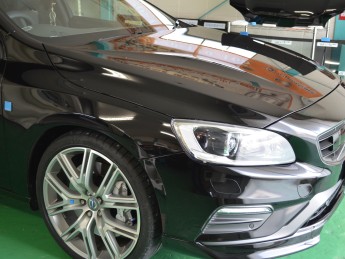 ボルボ・V60／ホイールコーティング!!