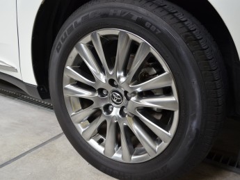 トヨタ・ハリアー  /  ULTIMATEコーティング!!③