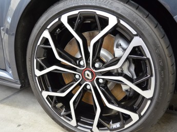 NEWルノー・メガーヌRS  /  コーティング&ラッピング③。