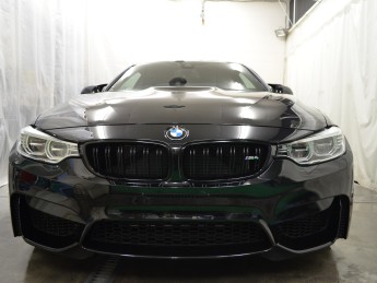 NEW BMW M4クーペが輝き倍増!!