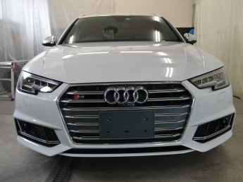 アウディS4アバント / ULTIMATEコーティング!!①