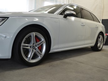 アウディS4アバント / ULTIMATEコーティング②!!